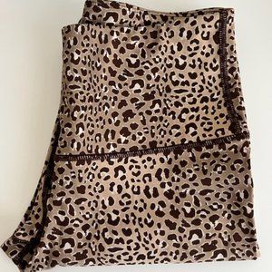 Leopard print VARLEY leggings, mid-waist, size XS